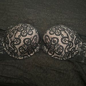 New without tags, Victoria’s Secret push-up bra